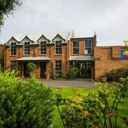 Seacombe House Motor Inn Port Fairy Exterior foto